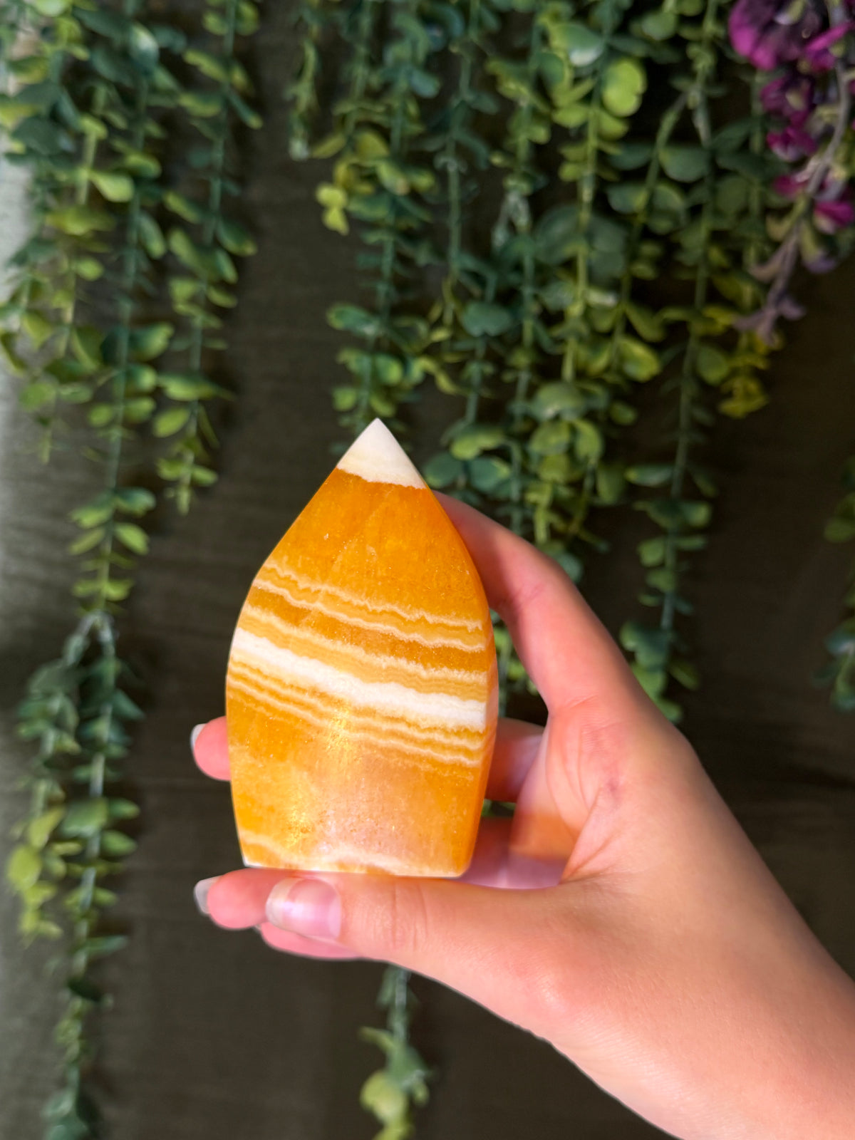 Yellow calcite arrow head point #1